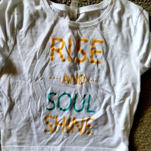 New without tags rise and shine top Bella all items marked $10 or less r 10 4 25